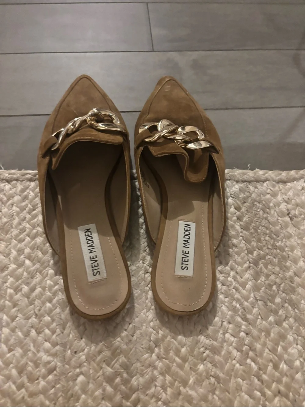 Steve Madden Tan Suede Pointed Chain-Embellished Slide Mules